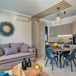 Seaside House For 10 * 캔디아
