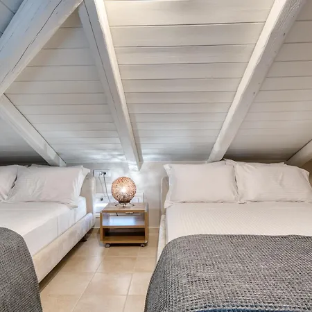 Seaside House For 10