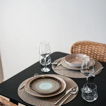 Seaside House For 10 Kandia