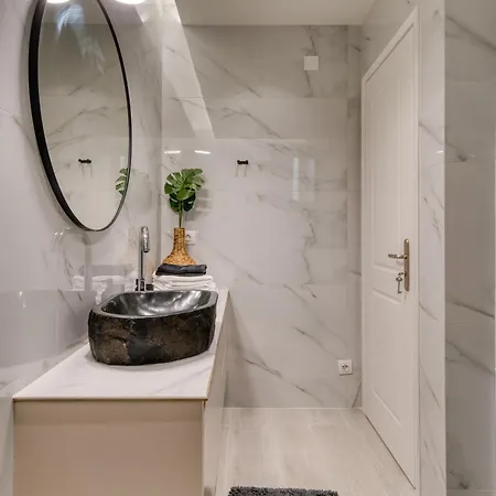 Seaside House For 10 Dom wakacyjny