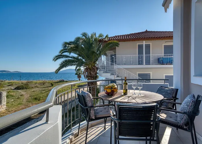 Seaside House For 10 Prázdninový dům *