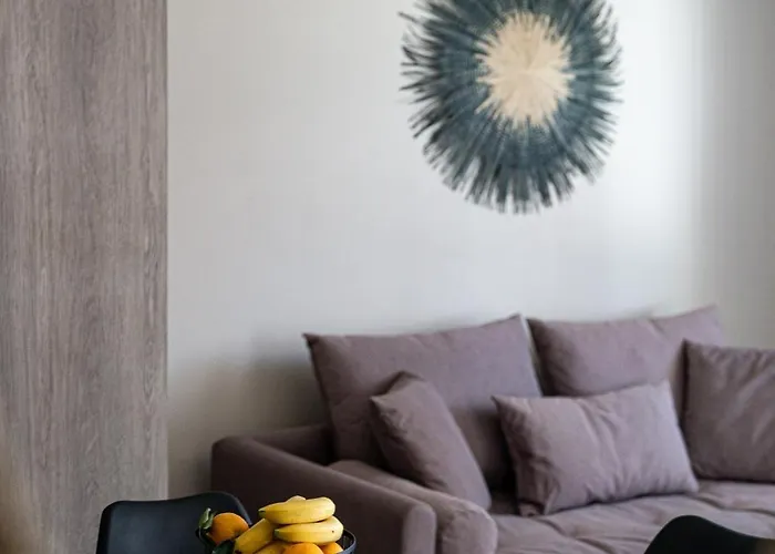 Seaside House For 10 Kandia