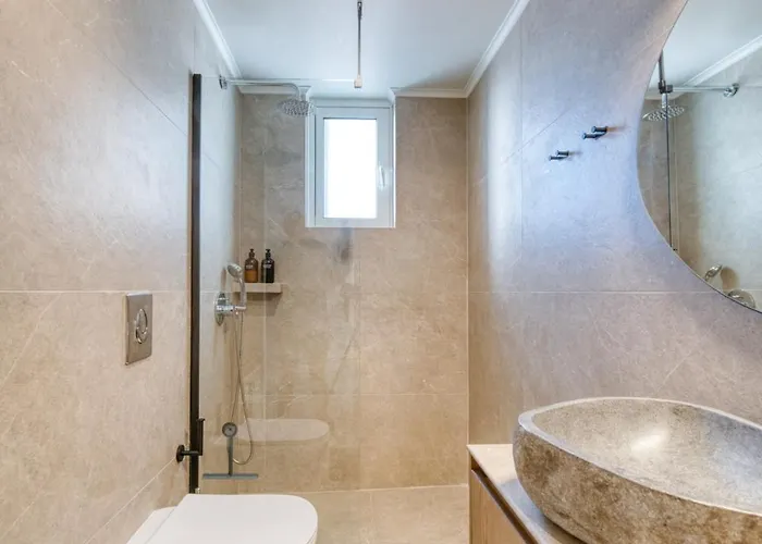 Semesterbostad Seaside House For 10 Kandia